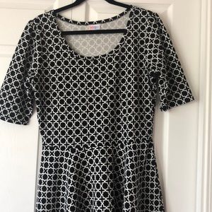 Lularoe Nicole Dress, Never worn, Size XL